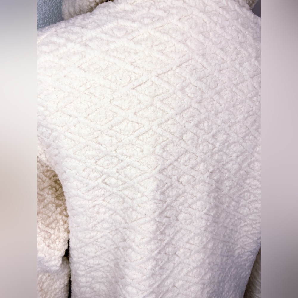 Patagonia Cream Quilted Sherpa Hoodie - Picture 6 of 11